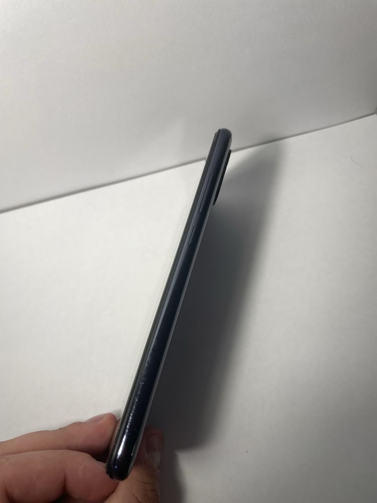 Телефон Xiaomi mi a3 (4/128GB)