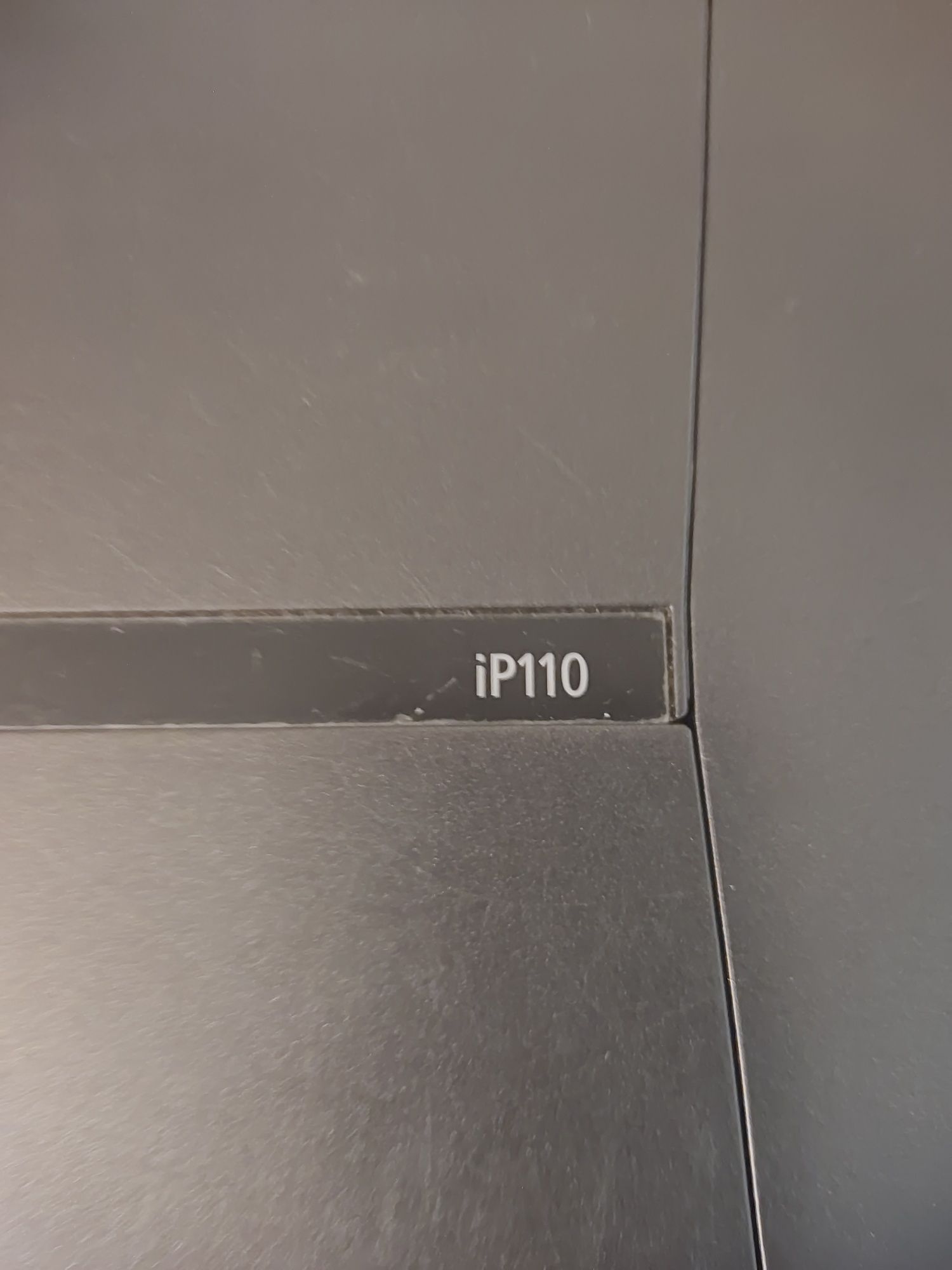 Impressora portátil Canon ip110 como nova.