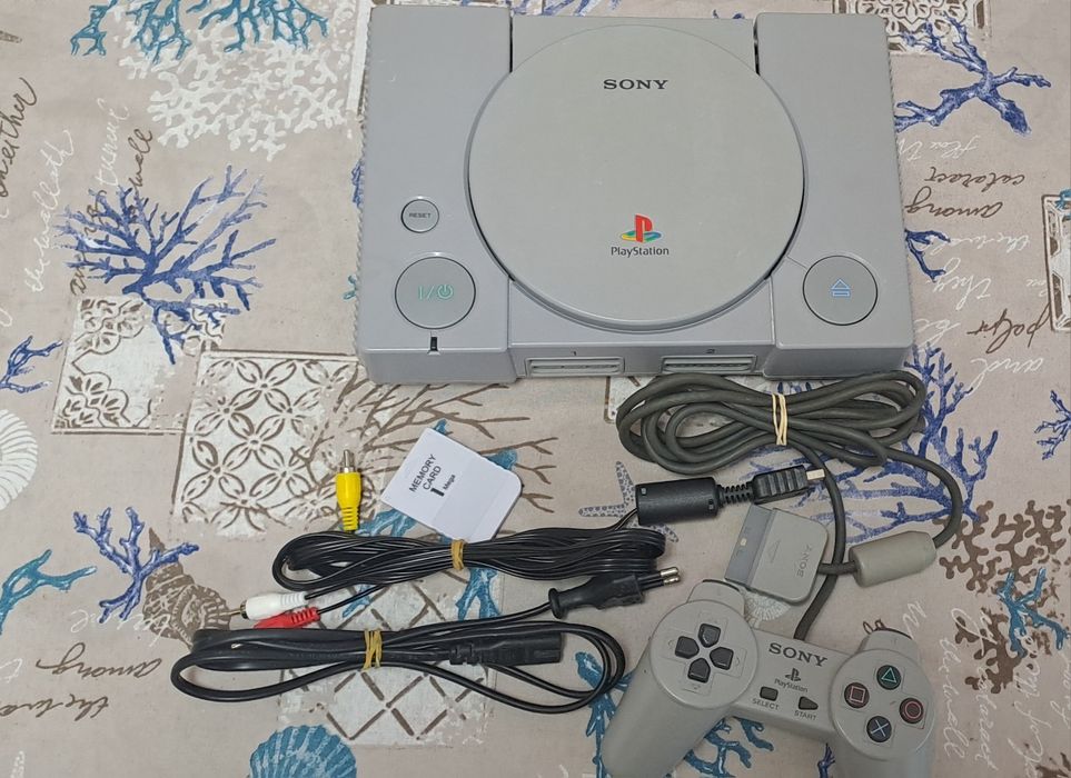 PS1 Fat modelo 9002 como novo