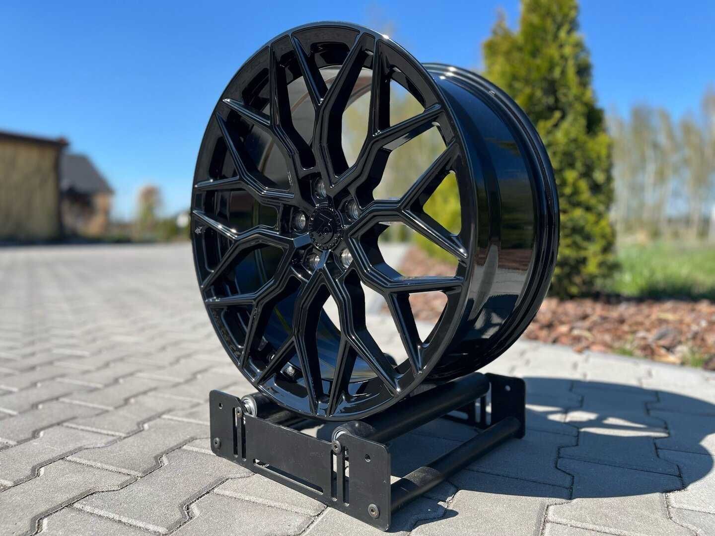 Felgi Seventy9 SV-K 19" 8,5J ET40 5x114,3 Black Glossy
