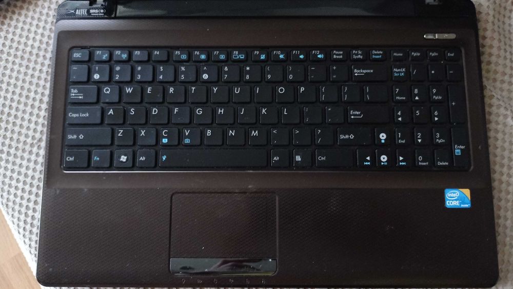 Laptop Asus K52J Intel Core i5 8GB RAM +zasilacz oryginalny bez dysku.