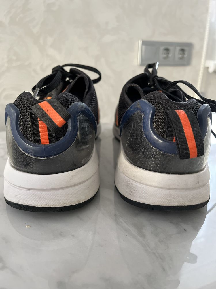 Кросівки Adidas р. 40