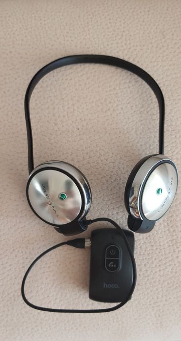 Навушники Sony Ericsson