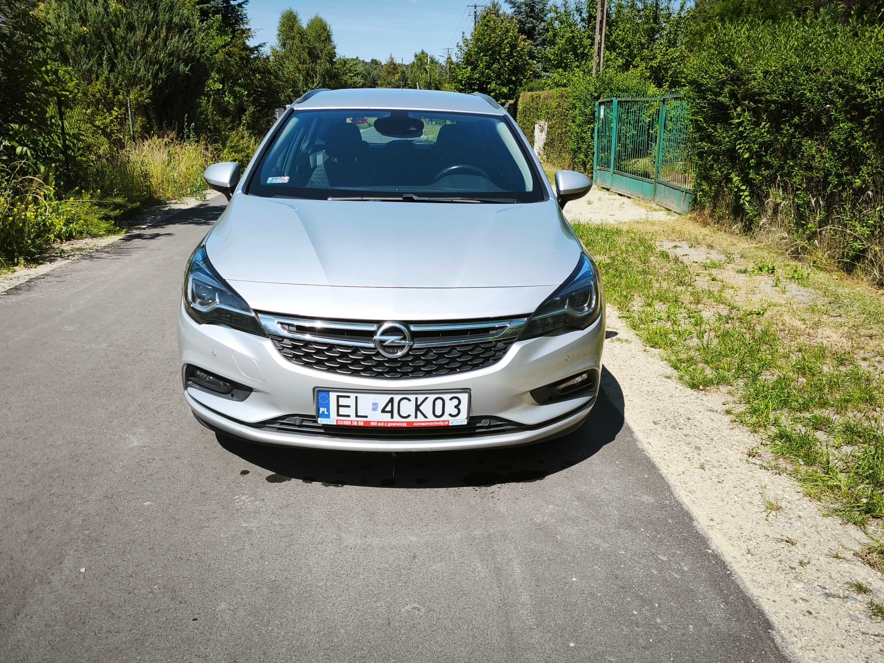 Opel Astra 1.6 CDTI, krajowy