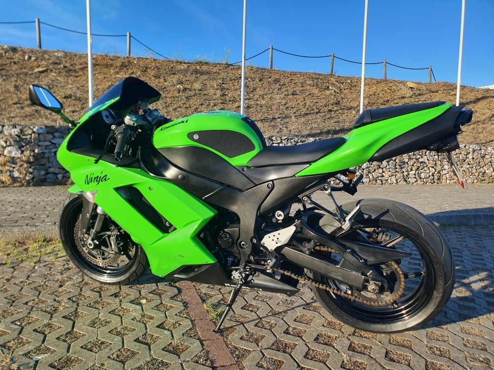 Kawasaki ninja zx6r