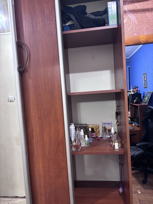 Продам шкаф купе