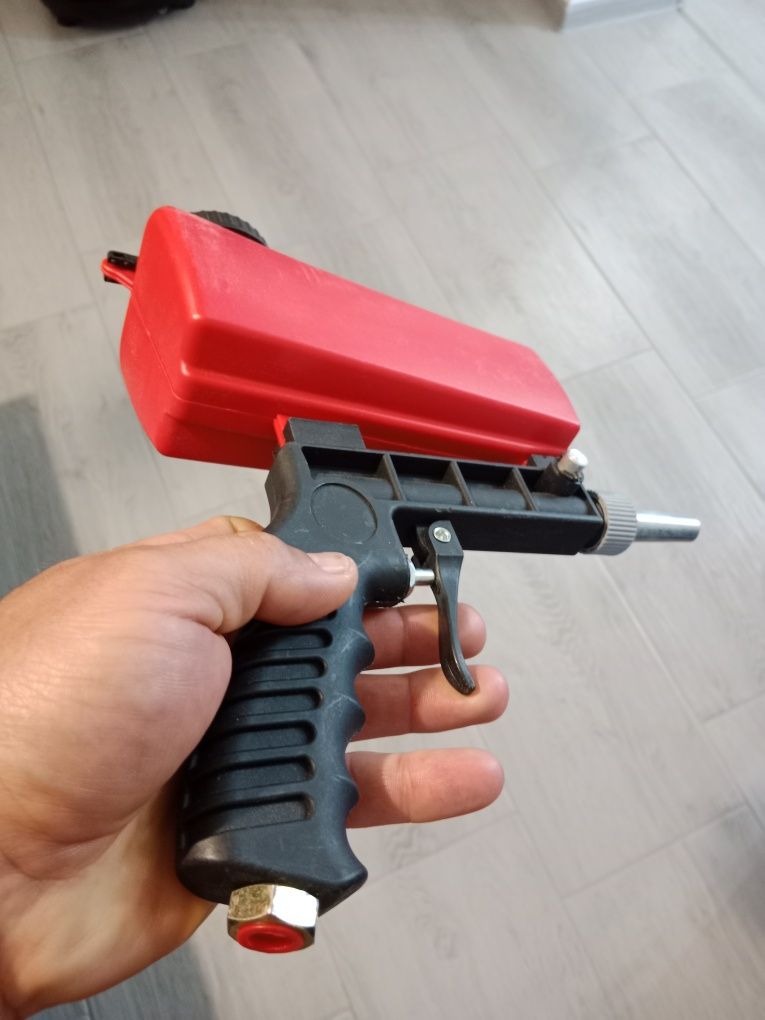 Pistolet do piaskowania nowy