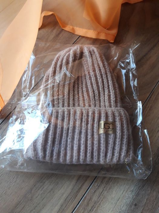 Czapka damska LGC Vogue nowa