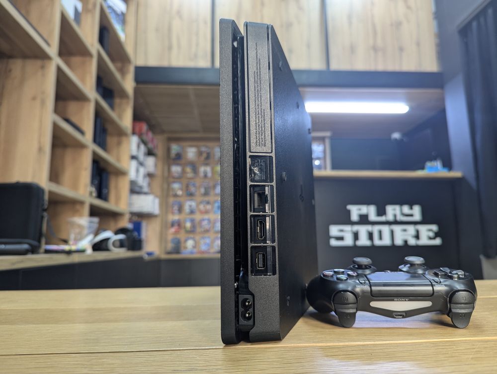 Sony PlayStation 4 Slim 1TB (Від магазину - Гарантія  12 місяців!)