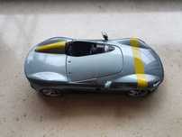 Miniatura escala 1/18 Bburago Ferrari Monza SP