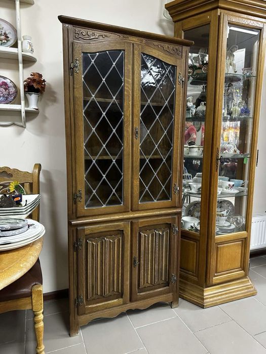 Корпусні меблі антиквар з Франціі комод шафа, тумба