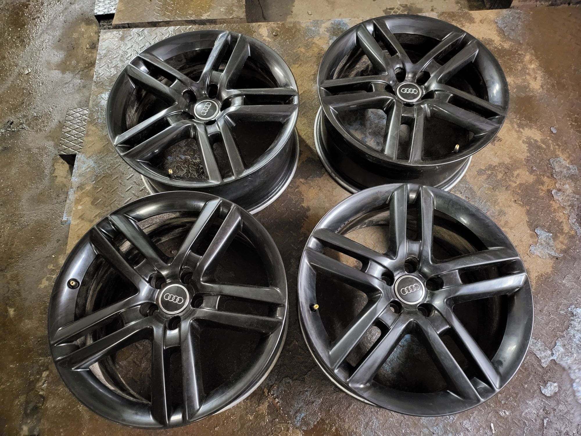 Alufelgi 19 Audi A6 C7 A4 A8 Q3 Q2 Q5 5x112 ET45