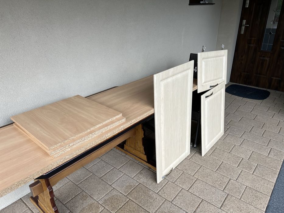 Szafa kuchenna do zabudowy lodówki