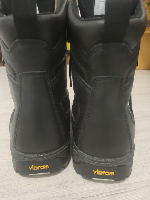 Чоловічі берці royer з мембраною gore-tex 29.5 устілка.Стан- як новий