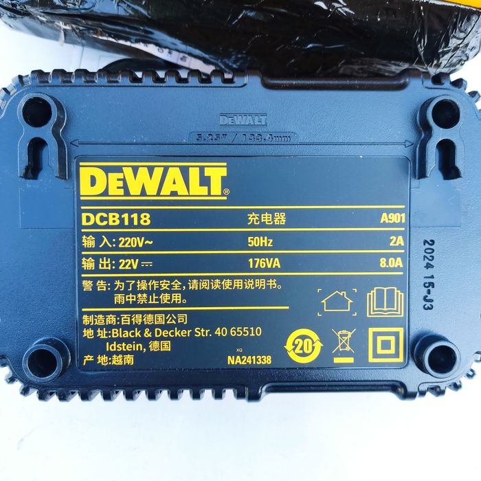 Зарядний пристрій DeWALT DCB 118