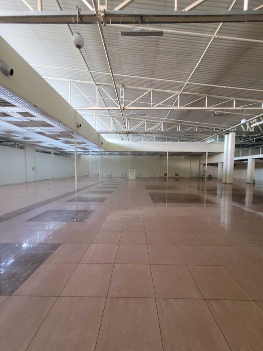 Приміщення під склад-магазин 650-2400 кв.м.