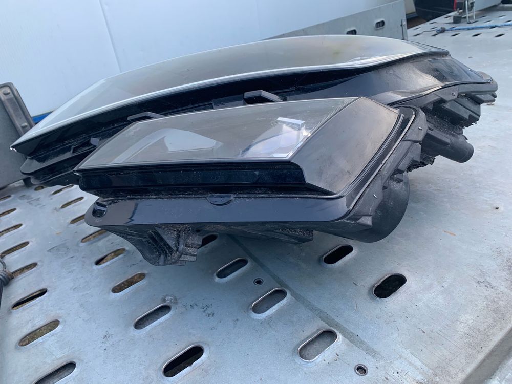 Skoda Kodiaq фара левая 1ZX01266925 LED