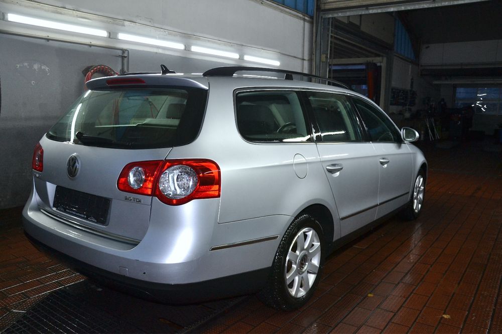 Volkswagen Passat 2.0 TDI 2010 року