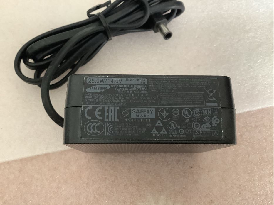 AC adaptador - Fonte alimentacso original Samsung BN44-0.0989A