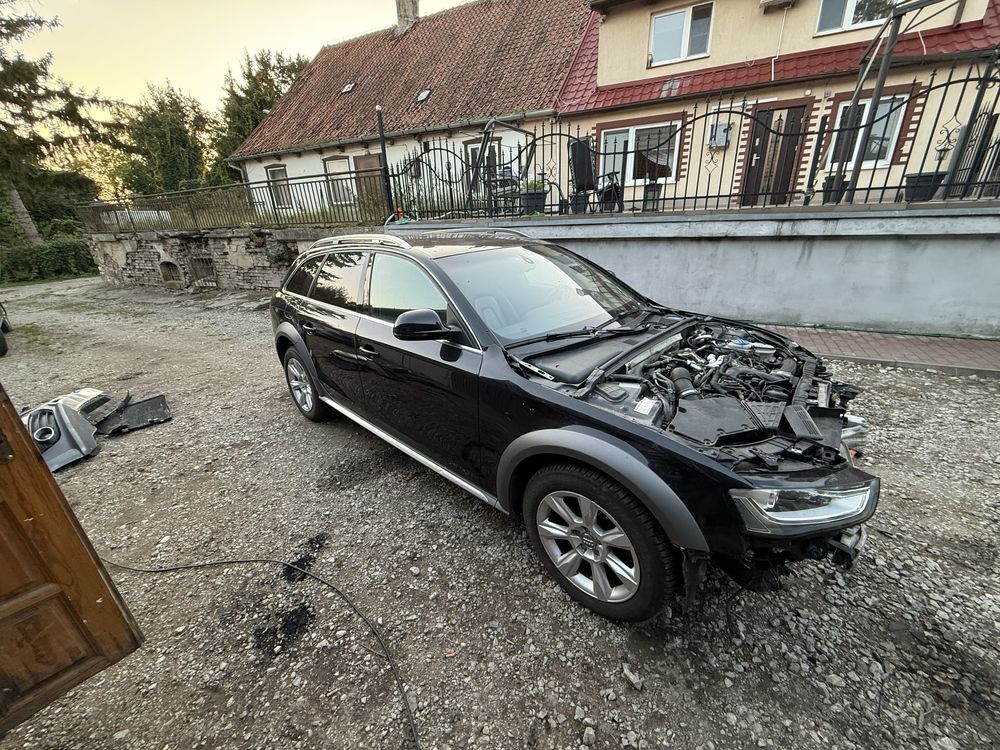 Audi a4 allroad uszkodzone