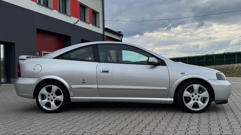 Opel Astra Bertone Coupe 2.2