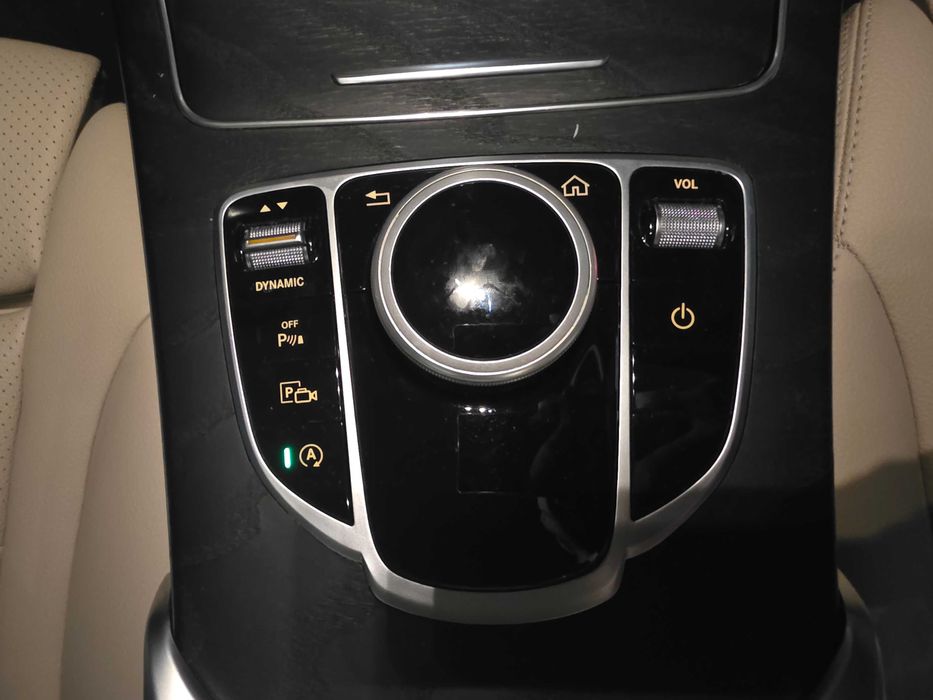 MERCEDES-BENZ C-CLASS  C220d