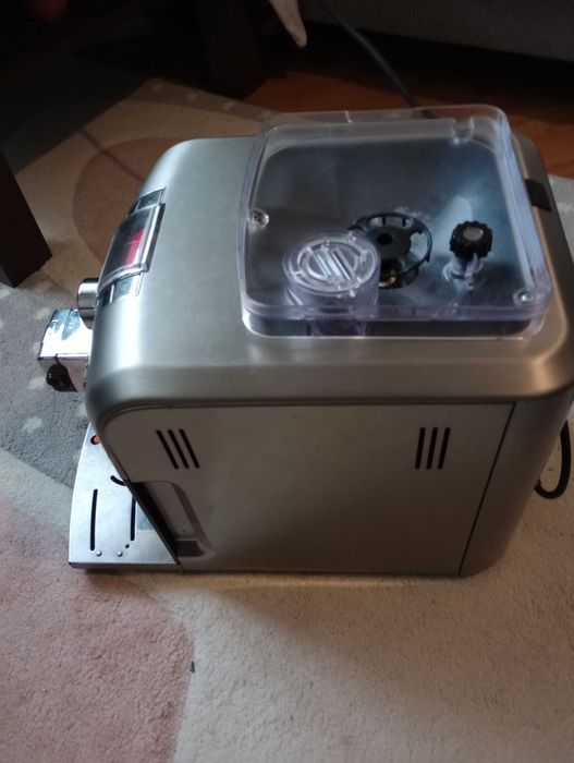 Do sprzedania ekspres do kawy Saeco Syntia