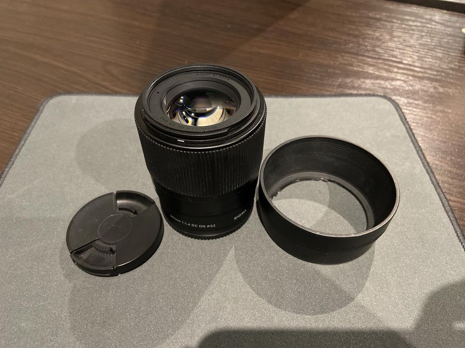 Продам обєктив Sigma 30 mm 1.4 sony e mount