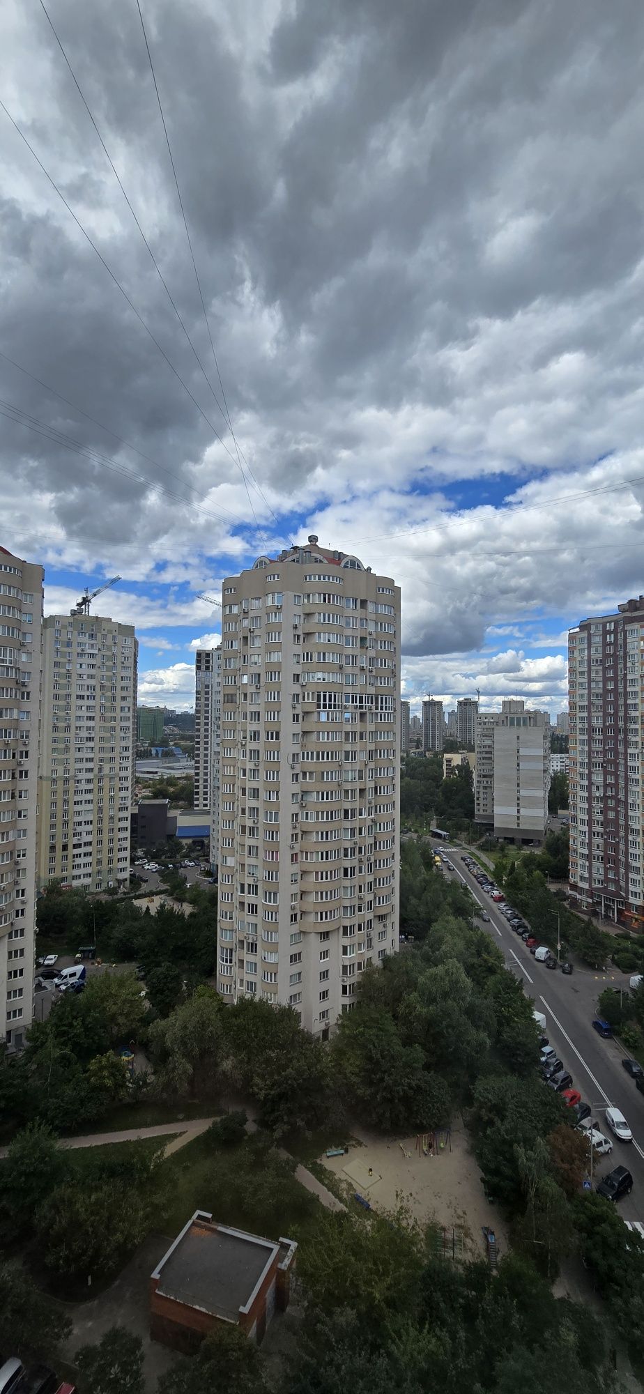 3-кімнатна, Урлівська 19