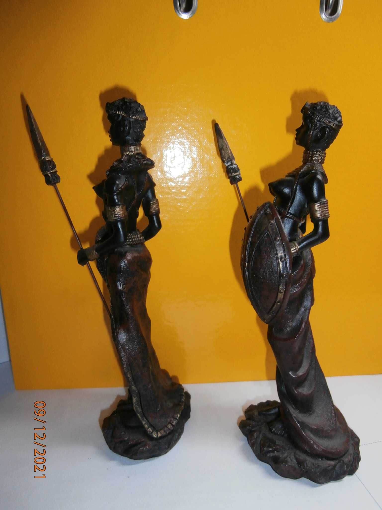 Figurki ( 3 sztuki ) orientalne afrykańskie wojowniczki Masajów