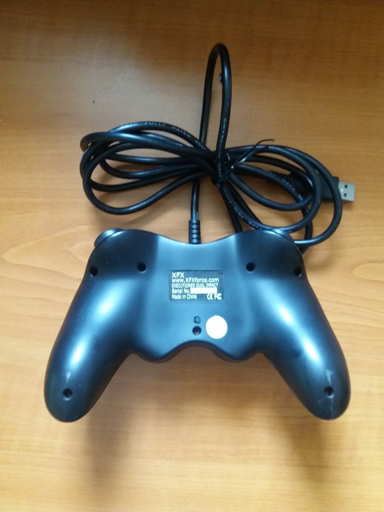 Joystick / Joypad / Gamepad / Comando XFX Executioner USB