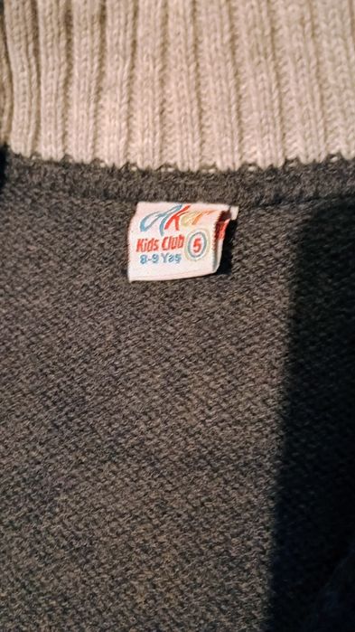 Sweter dziecięcy chłopięcy rozmiar 128/134 cm