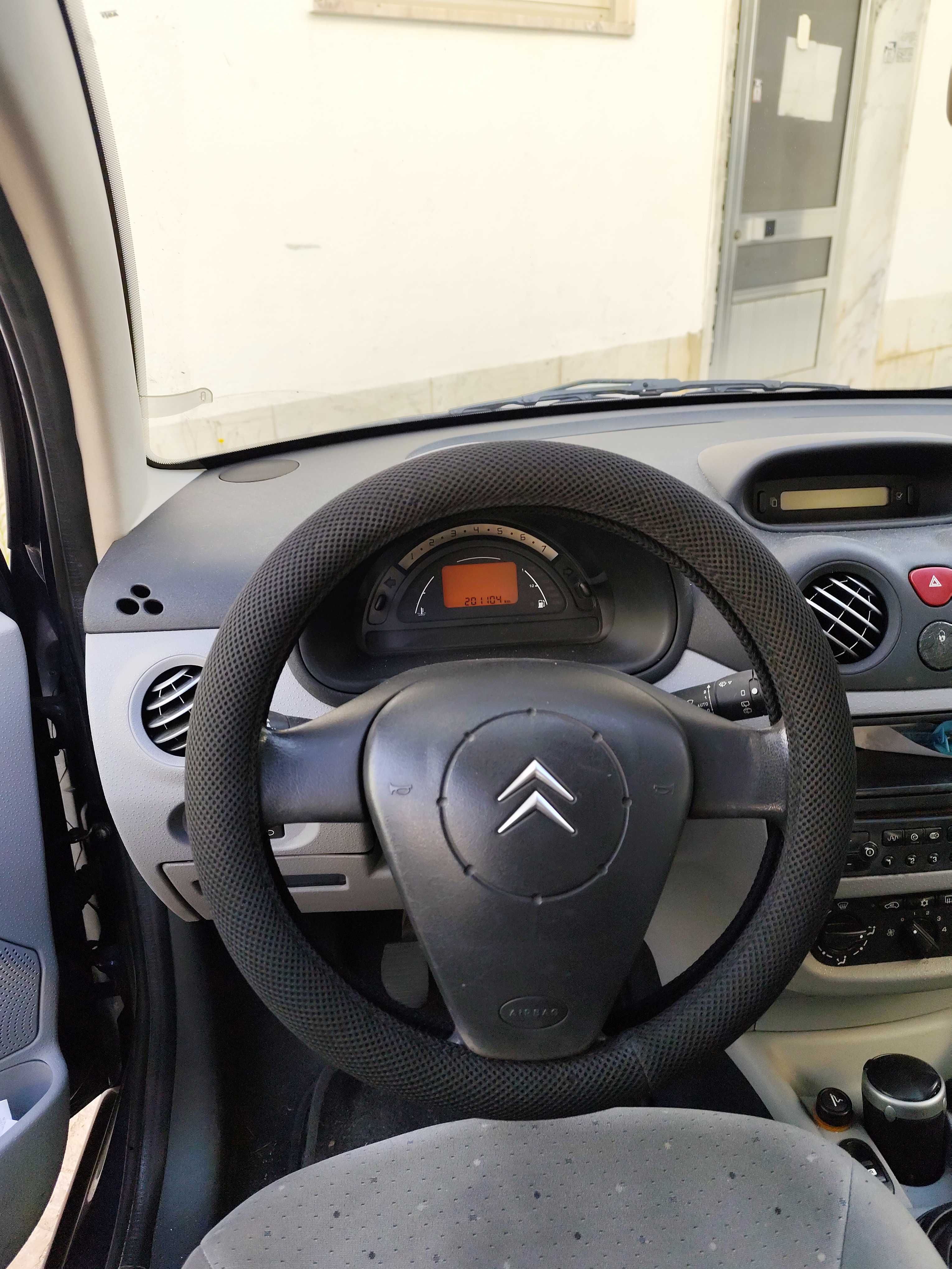 Vendo Carro 2 lugares