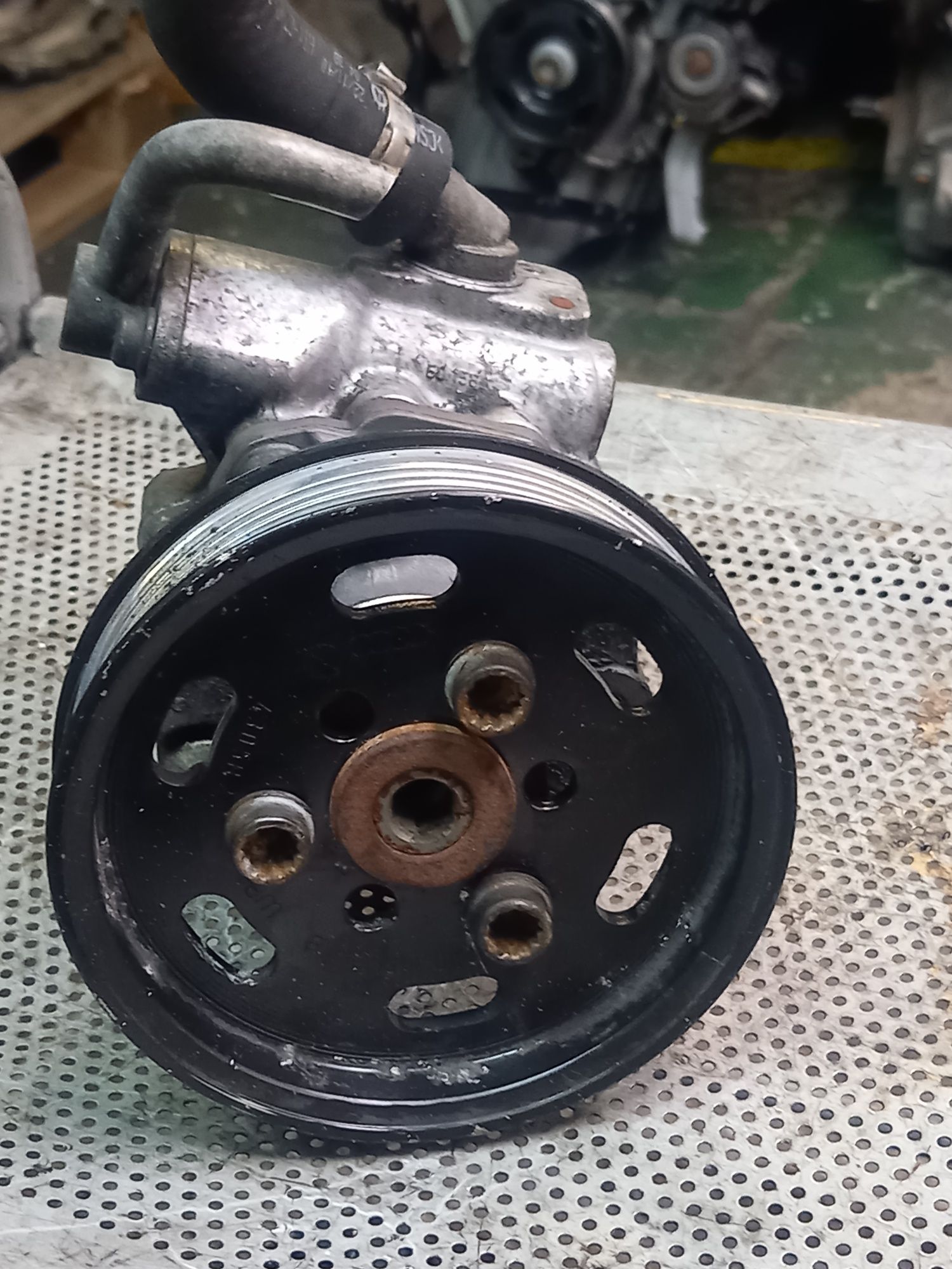Pompa wspomagania audi 2.0 tdi a4 b8 a5 8t