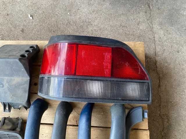 Peças Renault Clio MK1 farolim, tampa de motor, símbolos etc…|USADO
