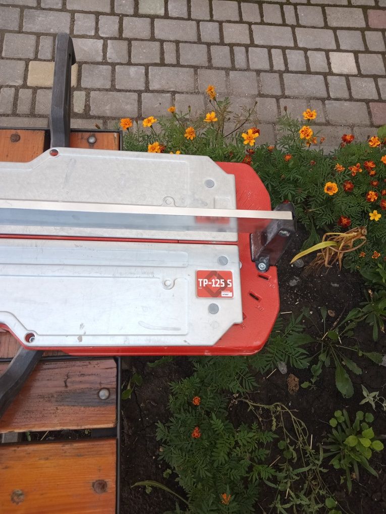 Продам плиткоріз RUBI TP-125S