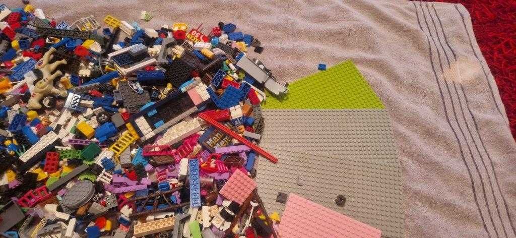 Lote de 9 Kg de peças tipo Lego