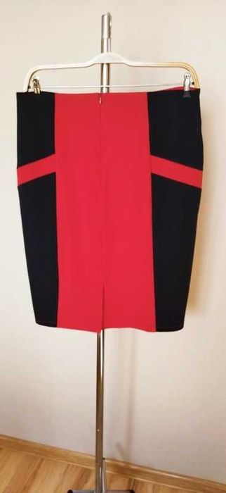 Czerwono-czarna spódnica George | r. 40/42 | elastyczna