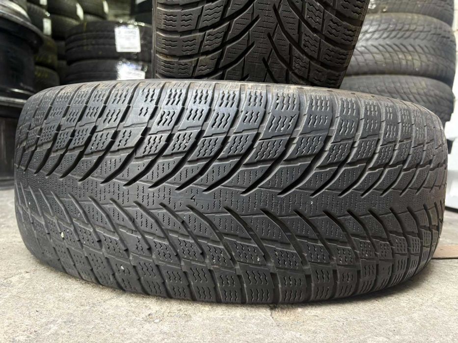 Шины 215/55 R17 Nokian пара зима (5.5/6мм 2020) L7