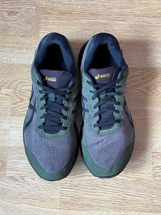 Кросівки Asics gore-tex 44,5 розміру