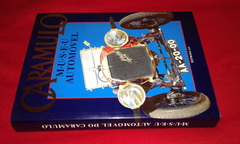 Caramulo Museu Automóvel - Livro nº84/130 Edição limitada