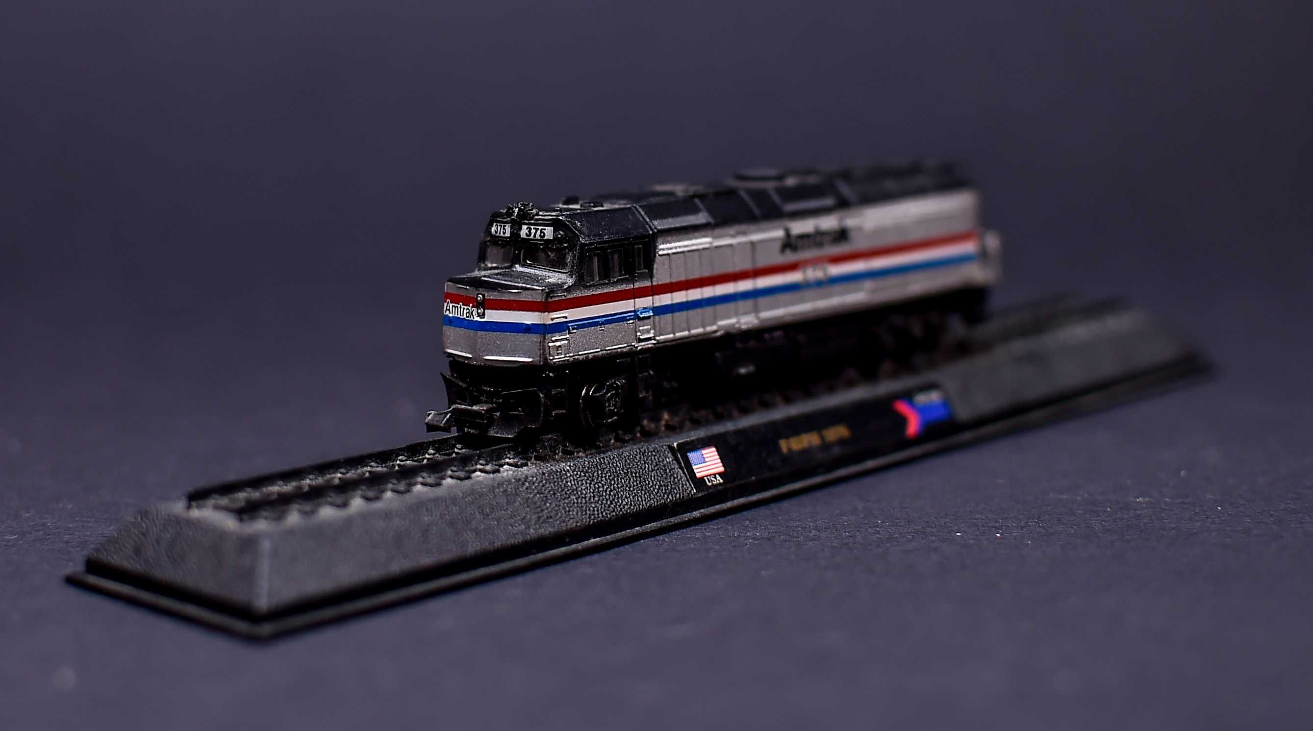 Model Lokomotywy - Amtrak F40PH - 1976 diecast 1:160