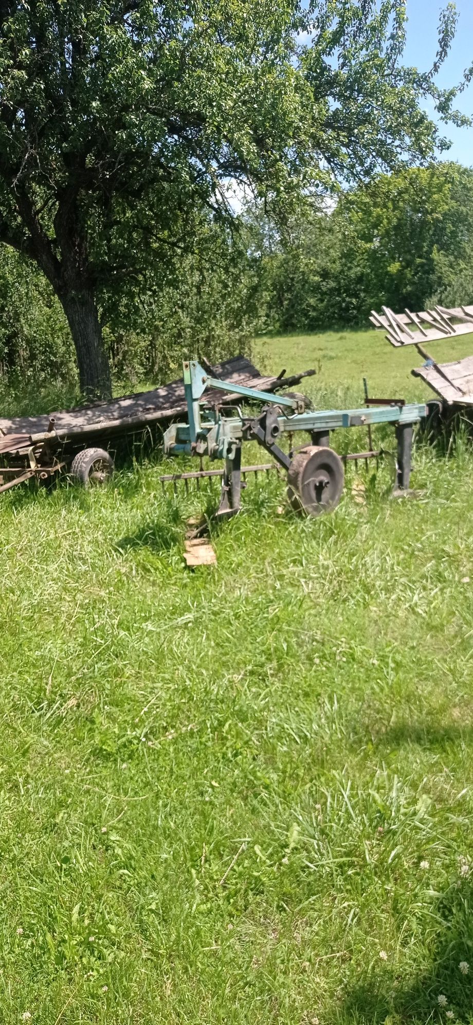 Продам трактор ЮМЗ 6