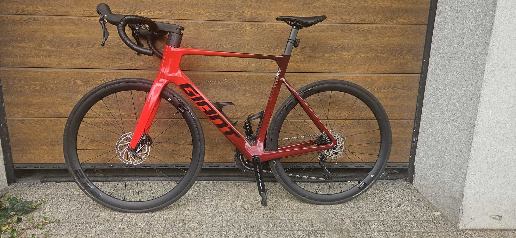 Rower szosowy GIANT Propel Advanced 2 - 2024, pomiar mocy - rozmiar ML