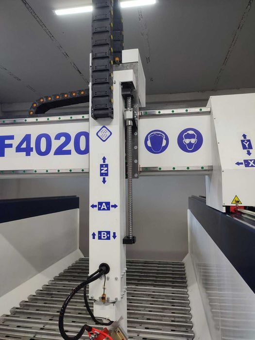 Верстат з ЧПУ ЧПК CNC фрезер, 5ти осьовий, п'ять осей