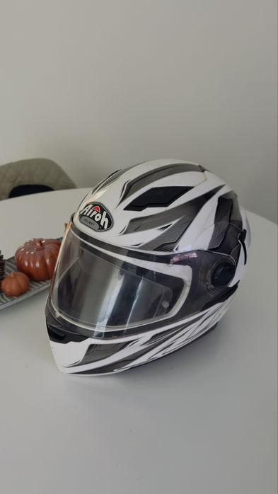 Capacete Airoh sem riscos