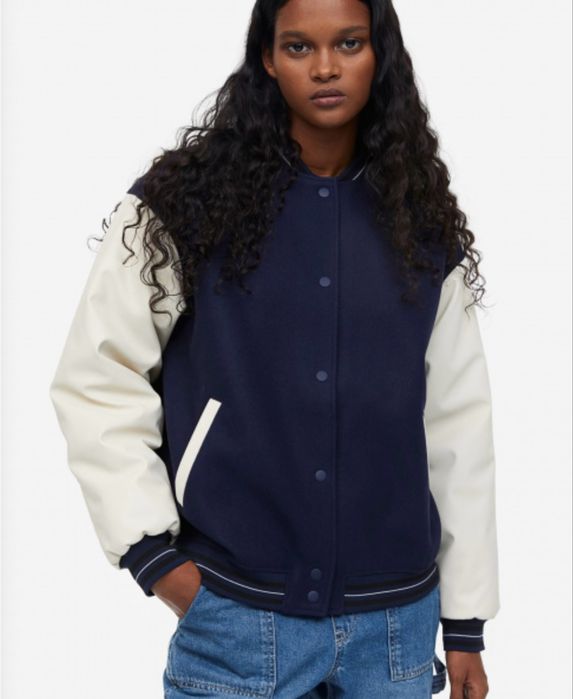 Теплий бомбер куртка H&M