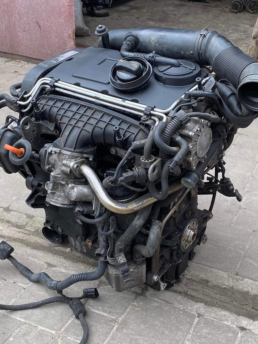 Двигун Passat B6