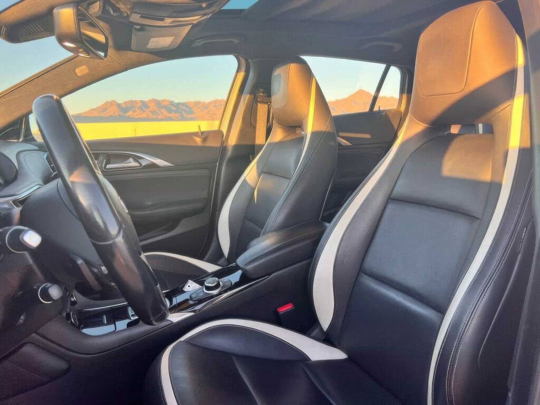 2018 Infiniti QX30 2.0t
