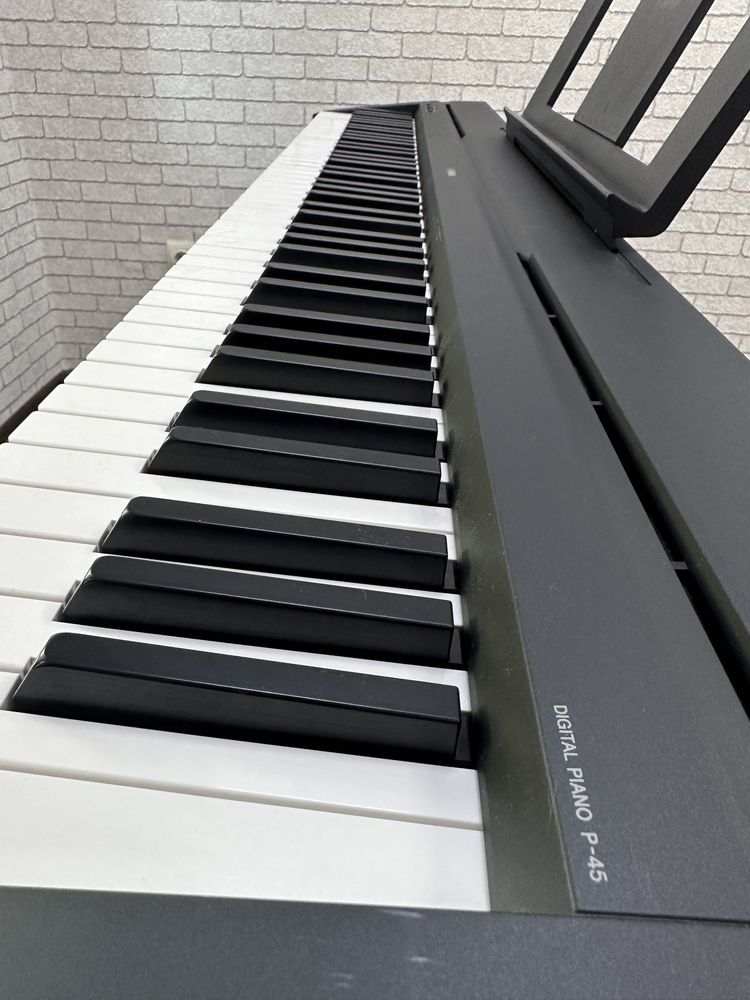 Цифрове піаніно YAMAHA P 45 электронное пианино, синтезатор